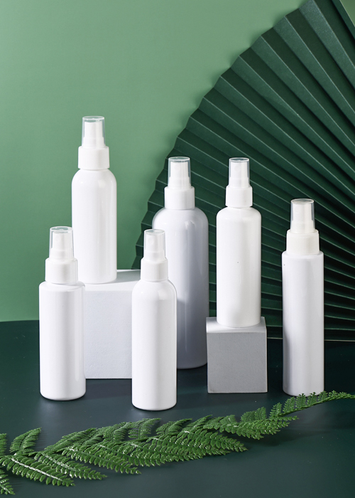 100-200ml white PET round spray bottle